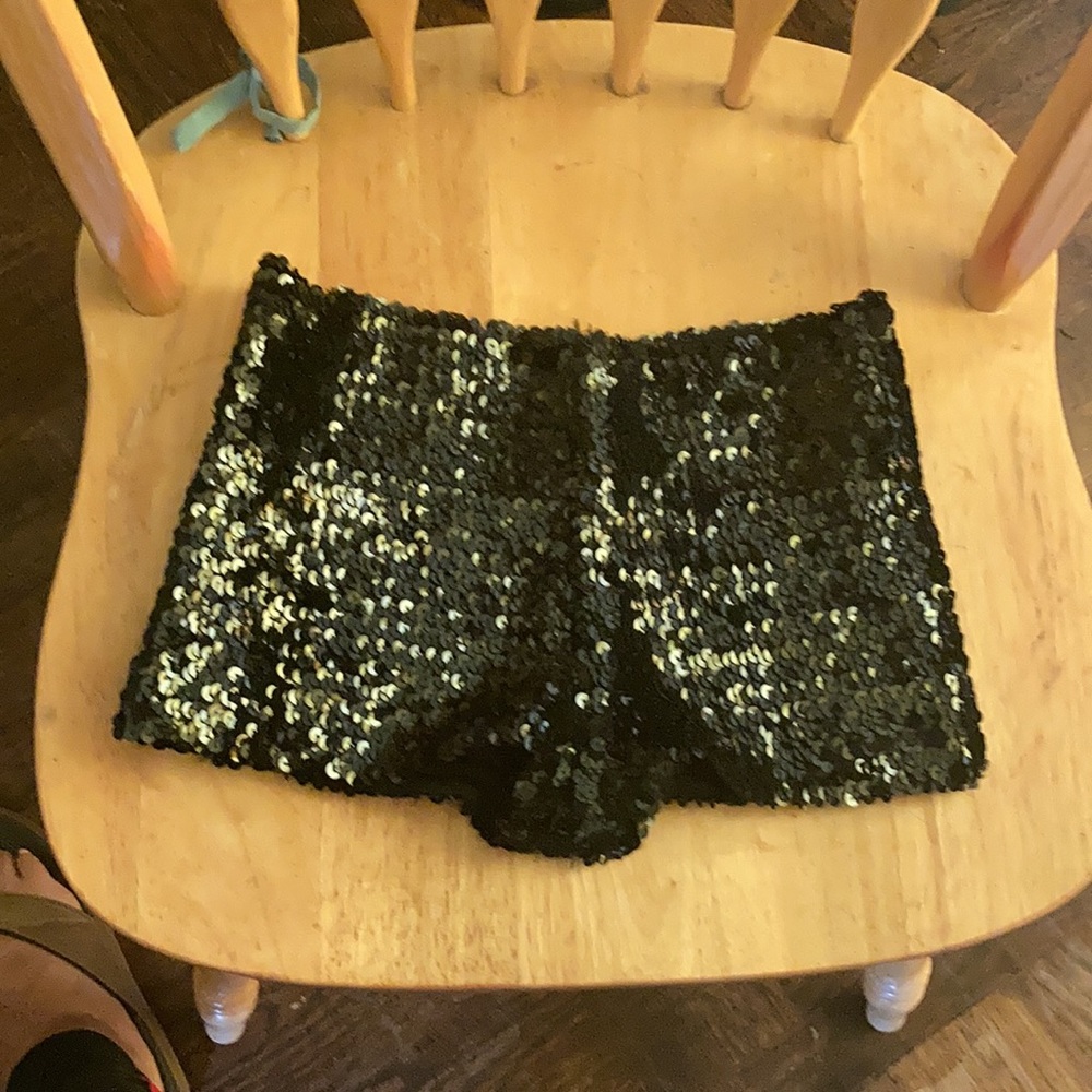 XS SEQUIN Booty Shorts - Black